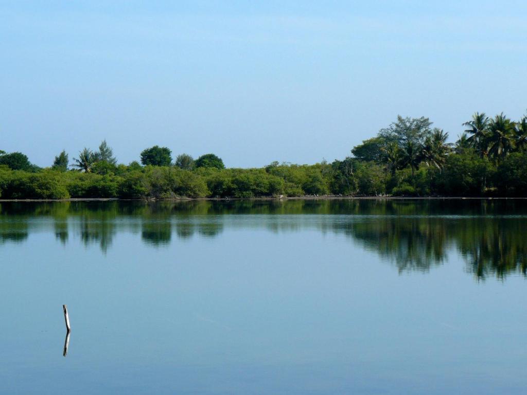 Gili Garden Bungalow Гили-Мено Экстерьер фото